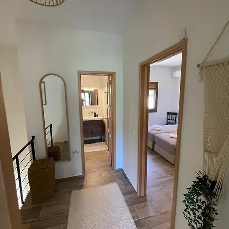 Paralia Homes Peaceful 2 Bedroom, Unit # 2 كريوبيجي