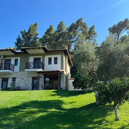 Paralia Homes Peaceful 2 Bedroom, Unit # 2 Tatil Evi Kriopigi