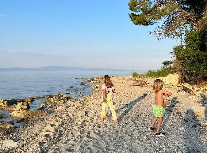 Tatil Evi Paralia Homes Peaceful 2 Bedroom, Unit # 2