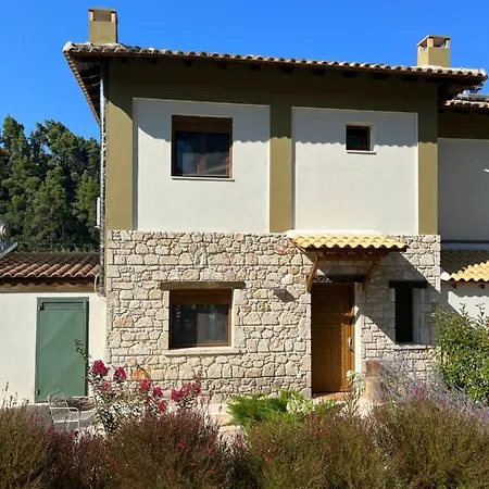 Paralia Homes Peaceful 2 Bedroom, Unit # 2 Kriopigi