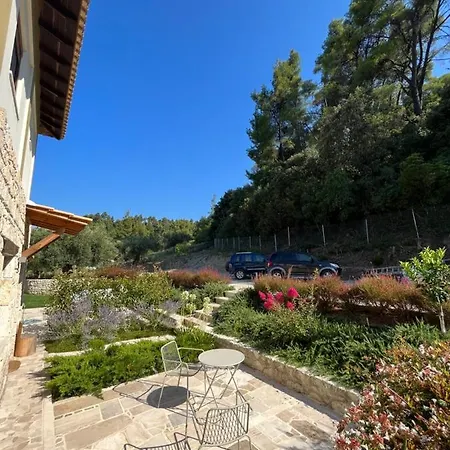 Paralia Homes Peaceful 2 Bedroom, Unit # 2 Vakantiehuis Kriopigi