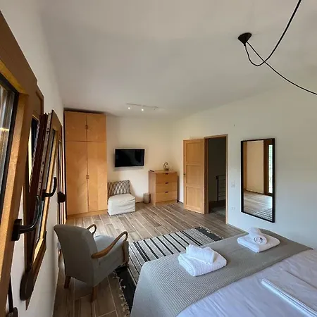 Paralia Homes Peaceful 2 Bedroom, Unit # 2 *