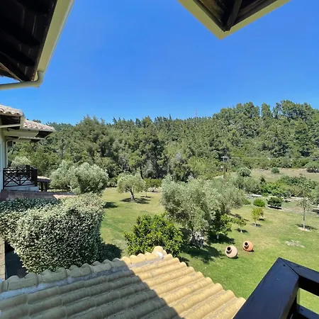 Paralia Homes Peaceful 2 Bedroom, Unit # 2 Kriopigi