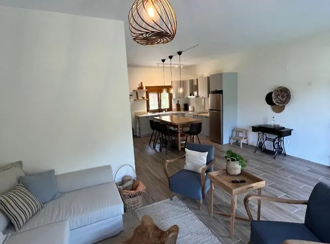 Paralia Homes Peaceful 2 Bedroom, Unit # 2 Σπίτι διακοπών