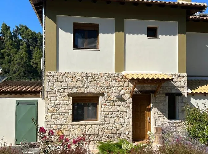 Paralia Homes Peaceful 2 Bedroom, Unit # 2 Κρυοπηγή