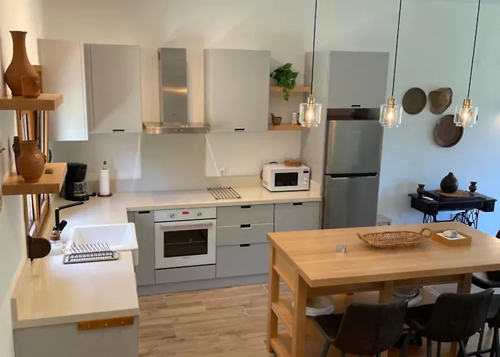 Paralia Homes Peaceful 2 Bedroom, Unit # 2 Κρυοπηγή