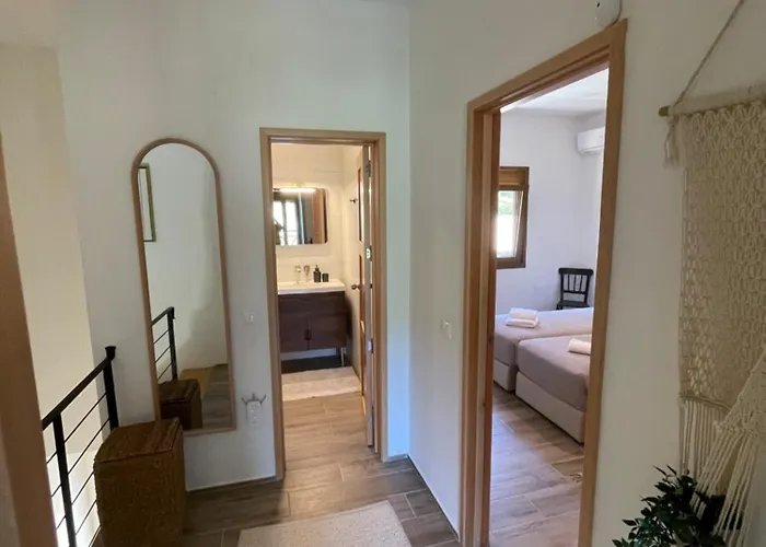 Paralia Homes Peaceful 2 Bedroom, Unit # 2 Κρυοπηγή