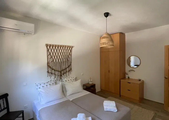 Paralia Homes Peaceful 2 Bedroom, Unit # 2 * Κρυοπηγή