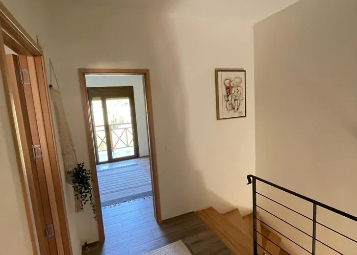 Σπίτι διακοπών Paralia Homes Peaceful 2 Bedroom, Unit # 2 *